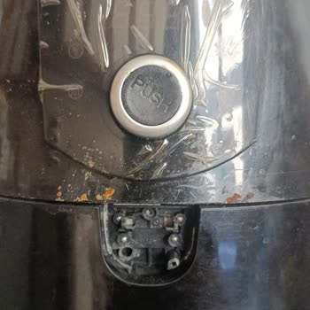 Kumtel Airfryer Hazne Kulpu Kırıldı, Kullanılamaz Hale Geldi