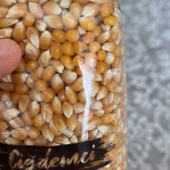 Çiğdemci Gıda Mısır Paketinin İçinin Böcek Dolu Olduğunu Gördüm