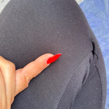 Deray Beauty Studio Tırnaklarım Kenarlardan Çatlamaya Ve Kırılmaya Başladı