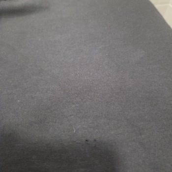 Skechers Tişörtüm İlk Yıkamada Delik Açtı, Müşteri Hizmetleri Sorumluluk Almıyor