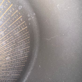 Tefal Seti İlk Kullanımda Çizildi, Mağaza Personeli Saygısız Davranışla Haklarımı Engelledi