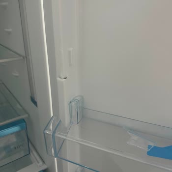 Yanıltıcı Bilgilendirme Nedeniyle Çatlak Buzdolabı Garanti Reddedildi