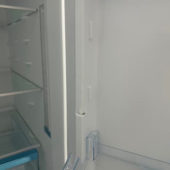 Yanıltıcı Bilgilendirme Nedeniyle Çatlak Buzdolabı Garanti Reddedildi