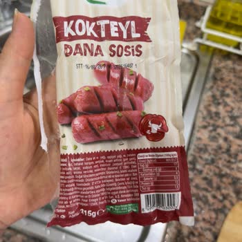 Pınar Sosislerin Renklerinin Değişmiş Olduğunu Gördüm