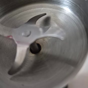 Heifer Mega Blender Setinde Paslanma Ve Motor Sesleri Ürünü Kullanılamaz Hale Getirdi