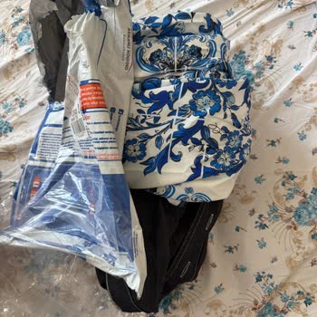 Kalitesiz Elbiseler Ve İade Reddi Nedeniyle 3.800 TL'lik Ödemenin Geri İadesi Talebi