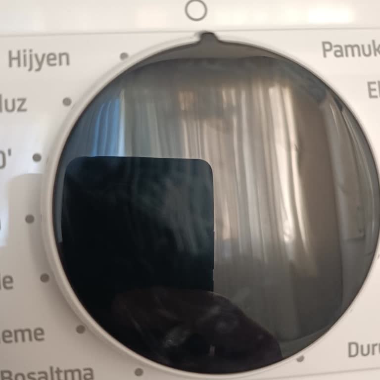 Açılmış Pakette Çizik Çamaşır Makinesinin Sıfır Ürünle Değiştirilmesi Talebi