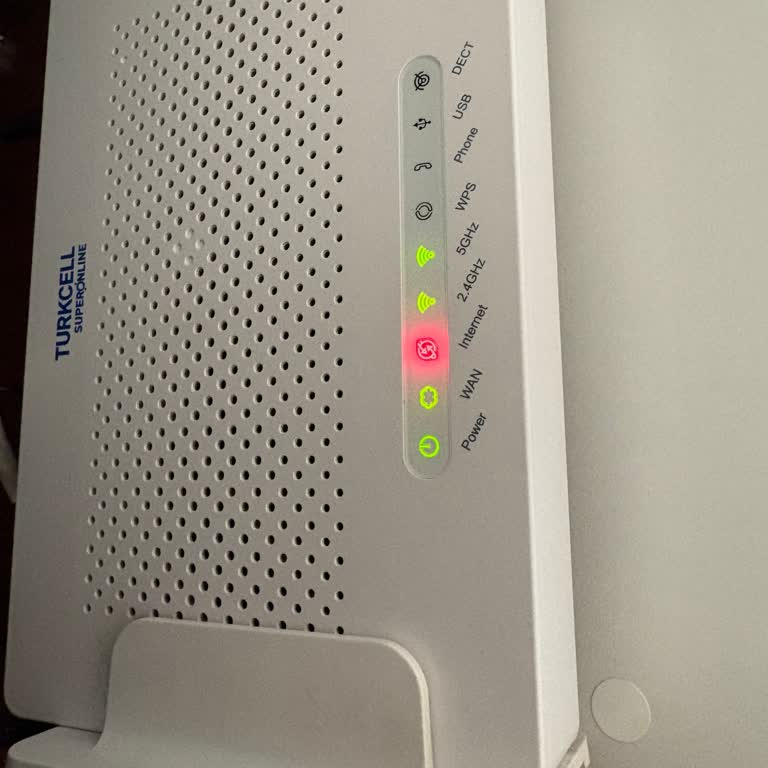 Turkcell Superonline İnternet Hizmeti 24 Saat Kesik, İş Akışı Aksıyor Ve Fatura İadesi Talebi