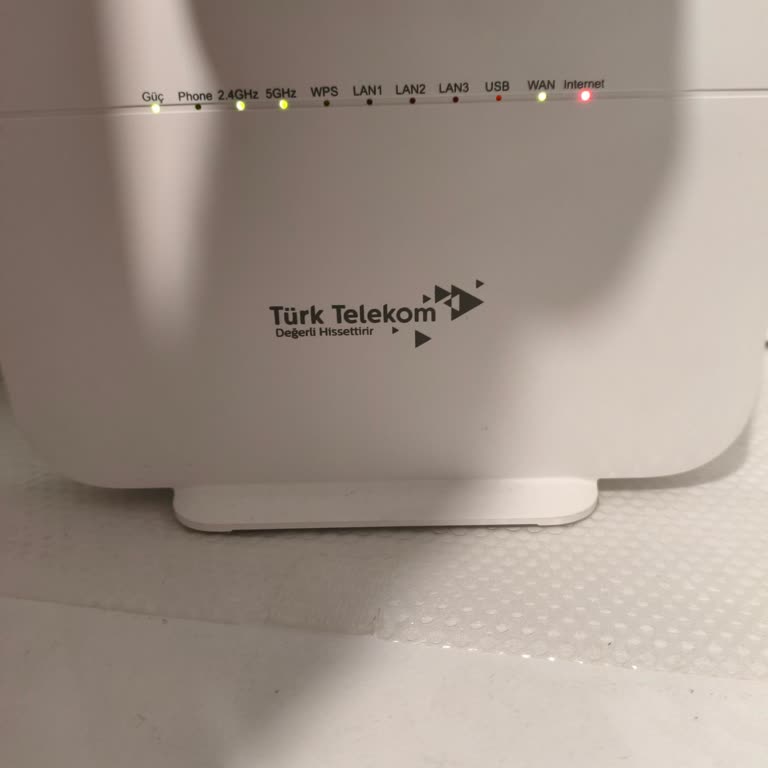 Kesintili İnternet Ve Cevapsız Müşteri Desteği