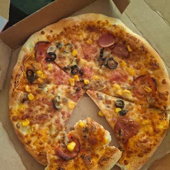 Manavgat Şubesinde Soğuk Ve Eksik Malzemeli Pizzalarla Değişim Talebinin Reddedilmesi
