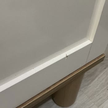 Şifonyer Çekmecesindeki Hasar İçin Sorumluluk Reddi