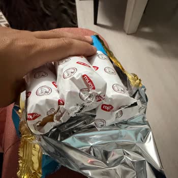 Açık Ve Kötü Kokulu Torku Kremalı Bisküvilerde Gıda Güvenliği İhlali