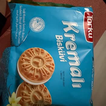 Açık Ve Kötü Kokulu Torku Kremalı Bisküvilerde Gıda Güvenliği İhlali