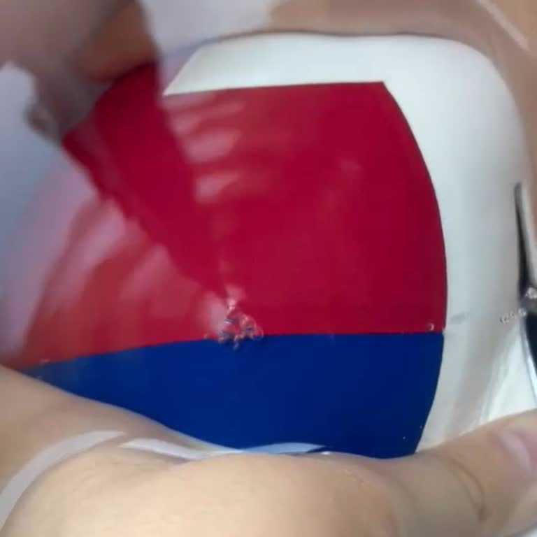Nike Voleybol Topunun Dikişlerinden Hava Kaçması Ve İade Reddi