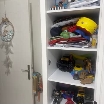 İki Yıl Bekleyiş Sonrası Meltem Modüler Mobilya’da Düşen Dolap Kapısı Ve Güvenlik Riski