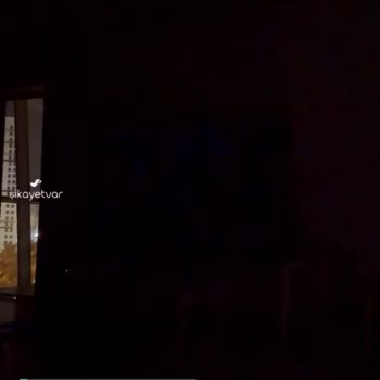 Samsung TV'nin Arkasında Durmuyorlar