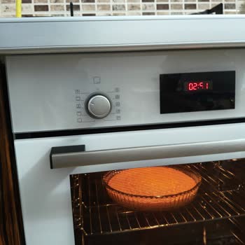 Bosch Fırınında Hamur İşleri Pişmemesi Ve Servisin Çözüm Sunmaması