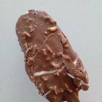 Algida Magnum Dondurması Ambalajı Çatlamış, Müşteri Hizmetleri Gereksiz Detay İstiyor