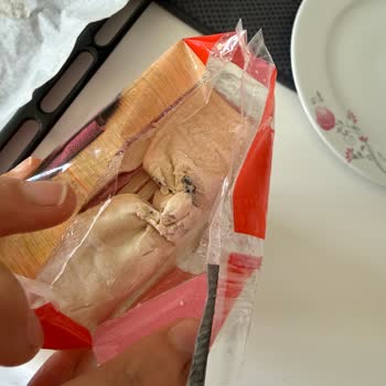 Superfresh Milföy Hamurunda Hijyen Sorunu Ve İade Talebi