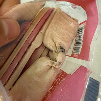 Superfresh Milföy Hamurunda Hijyen Sorunu Ve İade Talebi