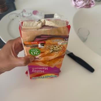 Superfresh Milföy Hamurunda Hijyen Sorunu Ve İade Talebi