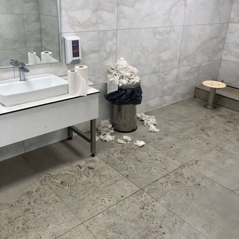Köfteci Yusuf Şubesinde Hijyen Sorunları Ve Çatal Kaşıksız Servis Müşteri Güvenini Zedeliyor