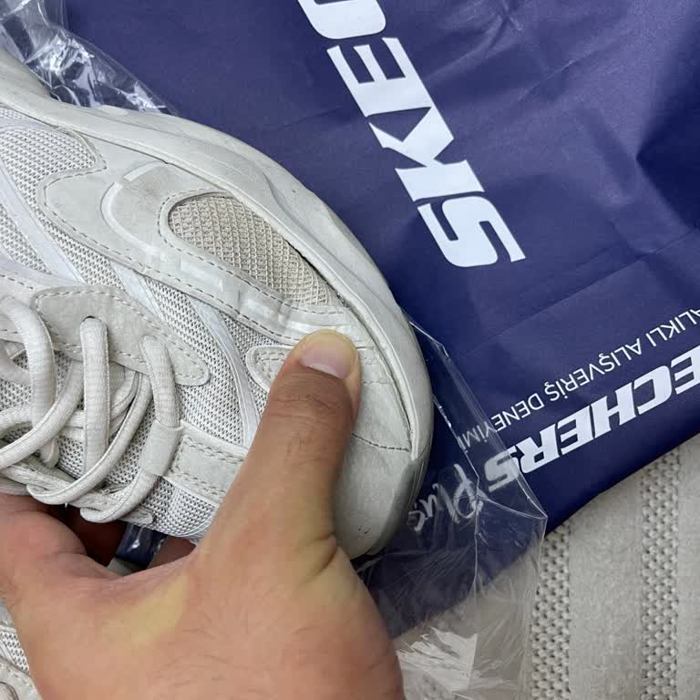 Skechers Ayakkabısında Yan Açılma Ve Üretim Hatası Talebi