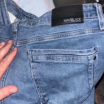 Mavi Pantolonlarda Arka Kısmı Yırtılma Sorunu