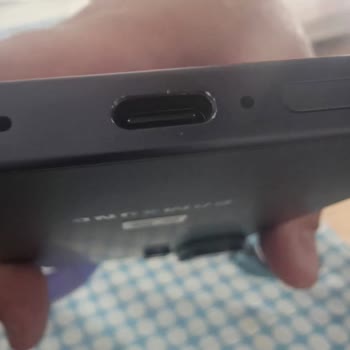 Samsung Galaxy S26 Ultra’da Yapay Zeka Arızası Ve Şarj Girişi Sorunu Nedeniyle Ürün Değişimi Talebi