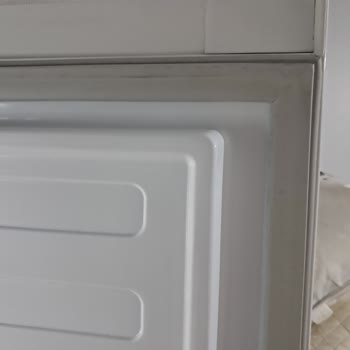 Kapanmayan Derin Dondurucu Kapak Ve Lekeli Contalar Sorunu