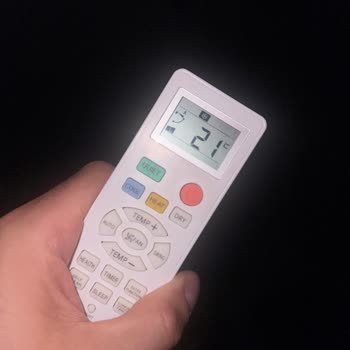 Kumanda Işığı Eksikliği Ve Dış Ünitenin Yüksek Gürültüsü
