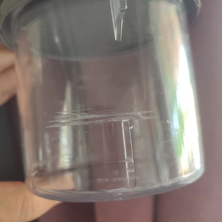 Kumtel Dondurma Makinesinde Aşınan Bıçak Ve Plastik Parçalar Çıkması, Sağlık Riski Ve Değişim Talebi