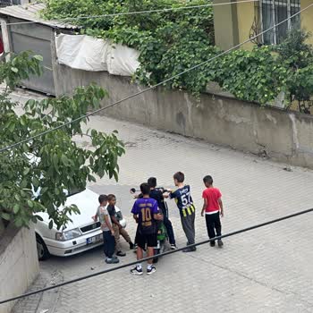 Darıca Abide Sokak'taki Martı Motosikleti Çocukların Güvenliğini Tehdit Ediyor
