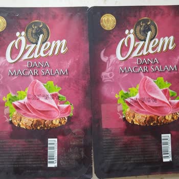 Migros’tan Alınan Özlem Salamı Son Tarihine Rağmen Çürük Çıktı