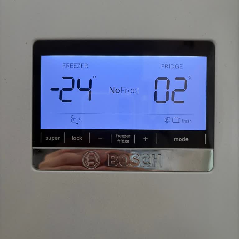 Alt Bölümü Soğutmayan Bosch Buzdolabı, Yetkili Servisin Çözüm Yetersizliği Ve Kaba Üslubu
