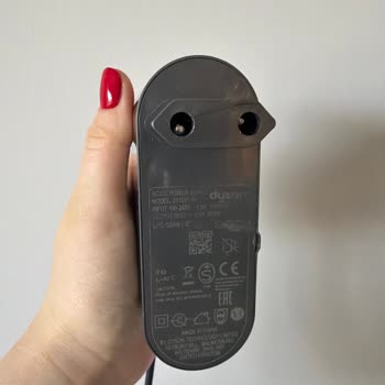 Dyson Adaptör Arızası Garanti Dışı Ve 5 Bin TL'lik Yüksek Değişim Ücreti