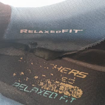 İki Ayda Yırtılan Skechers Ayakkabıya Kullanıcı Hatası İddiası Ve İade Talebi