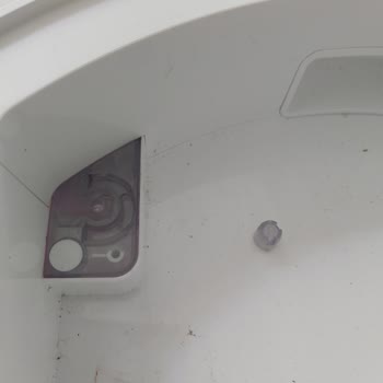 Roborock Q8 Max Pro Water Tank Broken – Spare Part Unavailable