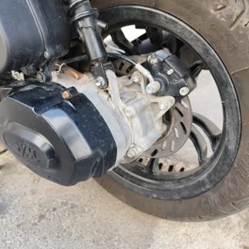 Yeni SYM Motorsiklette Şase Pası, Elektrik Soketlerinde Oksitlenme Ve Kafa Sallama