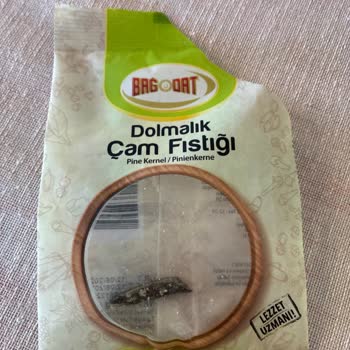Migros Dalaman Şubesinde Çam Fıstığı Paketi İçinde Kırık Metal Parçası Bulundu