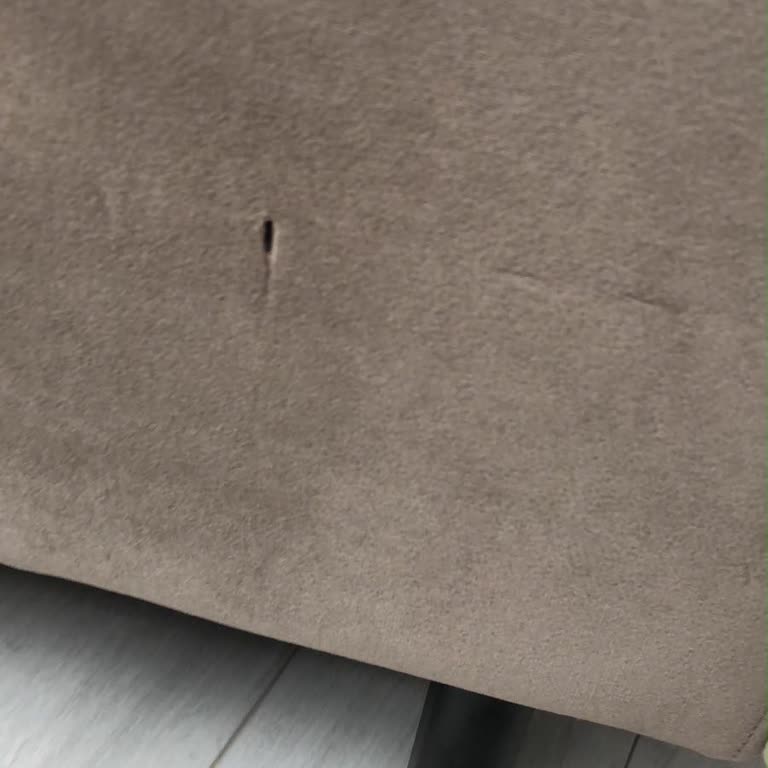 Orta Sehpanın Çizik Ve Koltuğun Yırtık Olması Nedeniyle Enza Home'dan Hızlı Çözüm Talebi