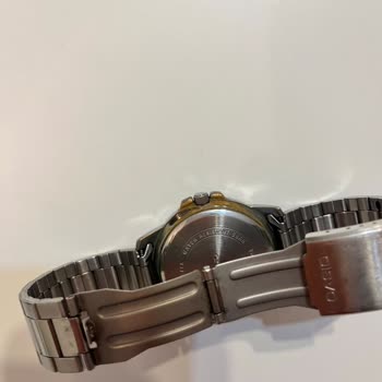 Ersa Saat’ten Aldığım Casio Saatlerde Renk Atması Ve Garanti Ücreti İadesi Talebi