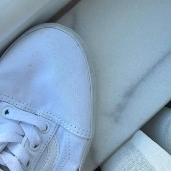 Vans Old Skool Ayakkabısında Bir Günlük Kullanımda Yırtılma Ve Kalite Hayal Kırıklığı