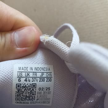 Deforme Adidas Ayakkabı İçin Garanti Kapsamında Değişim Talebi