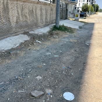 Fakıuşağı Mahallesi Sokak Ve Parkta Yetersiz Temizlik Çocukların Sağlığını Tehlikeye Atıyor