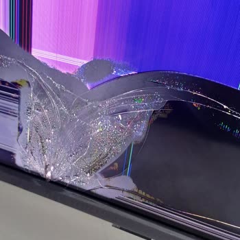 Kırık Televizyon Teslim Edildi, Servis Bekleme Süreci Kabusa Dönüştü