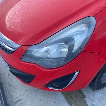 AVM Otoparkındaki Çim Sulaması Nedeniyle Araç Lekeleri İçin 5.500 TL İade Talebi