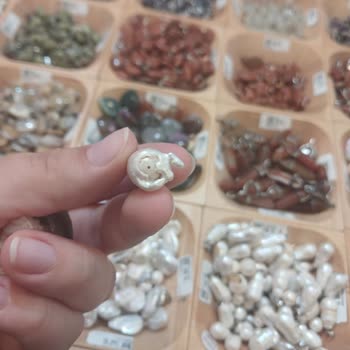 Kadıköy Taş Sandığı Mağazasında Sahte İnci Satışı