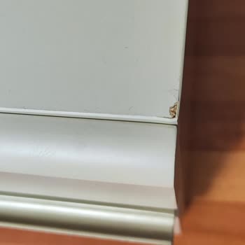 Erkanlar Mobilya’da Kırık, Eksik Ve Yanlış Kesilmiş Ürün Teslimatı