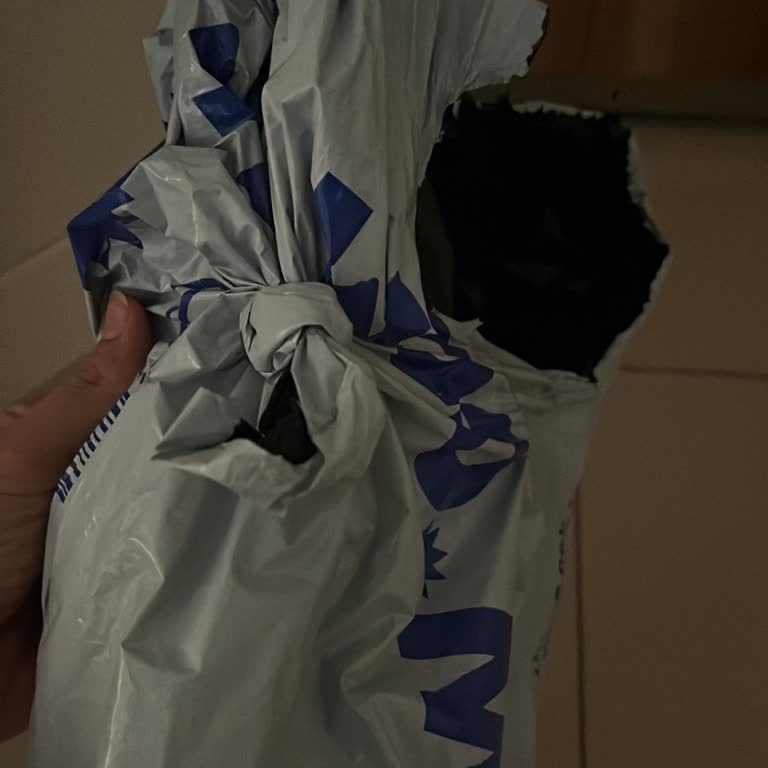 Hasarlı Kargo Paketi Ve Eksik Ürün Şikayeti